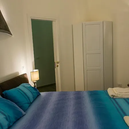 Univercity Неаполь