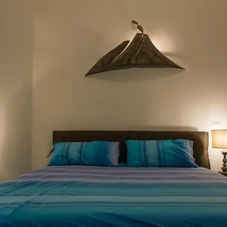 Univercity Bed and Breakfast