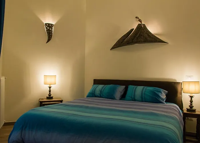 Univercity Oda ve Kahvaltı Napoli